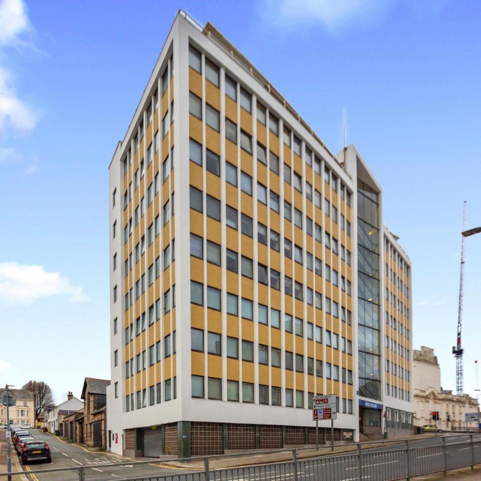 Superior En-suite 6 Apartment Plymouth