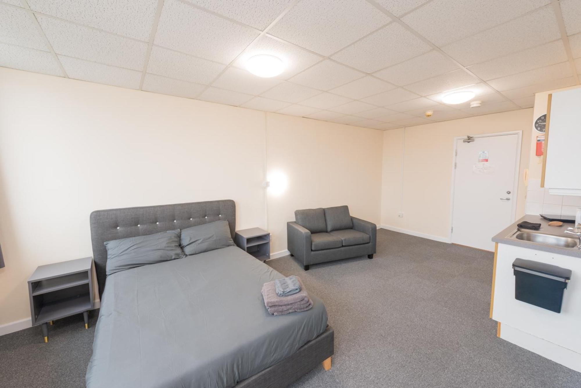 Superior En-suite 6 Apartment Plymouth